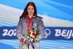 Трусова вновь ушла от Тутберидзе: Зимние виды: Спорт: Lenta.ru0