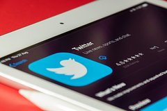 Twitter уволила более 90 процентов сотрудников в одной стране: Бизнес: Экономика: Lenta.ru0