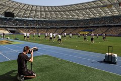 Украина захотела провести ЧМ-2030 по футболу вместе с Испанией и Португалией: Футбол: Спорт: Lenta.ru0