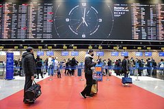 В аэропортах Москвы ввели режим повышенной угрозы теракта: События: Путешествия: Lenta.ru0
