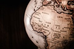 В Африке рассказали о ревнующей к России Франции: Политика: Мир: Lenta.ru0