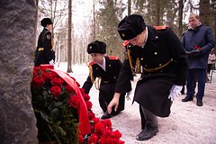 В Гатчине вспомнили геноцид народа СССР во время Великой Отечественной войны: Регионы: Россия: Lenta.ru0