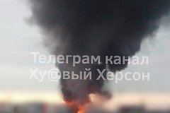 В Херсоне начался мощный пожар: Происшествия: Россия: Lenta.ru0