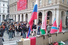 В Италии прошел митинг против антироссийских санкций: Политика: Мир: Lenta.ru0