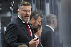 В клубе КХЛ высказались о будущем иностранных игроков: Хоккей: Спорт: Lenta.ru0