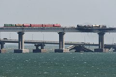 В КЖД заявили о начале восстановления инфраструктуры Крымского моста: Крым: Россия: Lenta.ru0