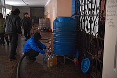 В Николаеве рассказали о плохой ситуации с продовольствием и водой: Украина: Бывший СССР: Lenta.ru0