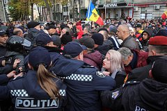 В пяти районах Молдавии прошли антиправительственные протесты: Молдавия: Бывший СССР: Lenta.ru0