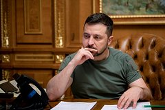 В Совфеде обвинили Зеленского в провоцировании ядерной войны: Политика: Россия: Lenta.ru0