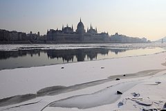 В Венгрии раскритиковали экономическую политику правительства: Политика: Мир: Lenta.ru0
