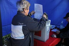 В Запорожье призвали Германию пресечь давление на наблюдателя на референдуме: Украина: Бывший СССР: Lenta.ru0
