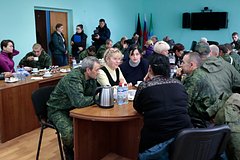 Вернувшийся из плена боец ЛНР сравнил состояние пленных Украины и республик: Политика: Россия: Lenta.ru0