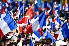 Во Франции призвали расследовать утверждения о финансировании партий Россией: Политика: Мир: Lenta.ru0