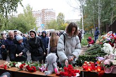 Выросло количество погибших из-за стрельбы в российской школе: Происшествия: Россия: Lenta.ru0