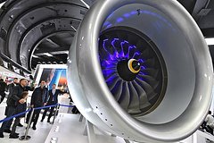 Замену двигателей Superjet 100 на российские признали слишком сложной: Госэкономика: Экономика: Lenta.ru0