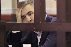 Зеленский призвал отпустить Саакашвили на лечение за границу: Украина: Бывший СССР: Lenta.ru0