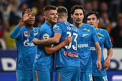 «Зенит» обыграл «Динамо» в центральном матче РПЛ: Футбол: Спорт: Lenta.ru0