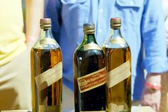 Женщина продаст три бутылки виски и станет миллионершей: Счастливчики: Из жизни: Lenta.ru0