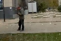 Жители Белгорода рассказали подробности о попадании обломка ракеты в дом: Происшествия: Россия: Lenta.ru0