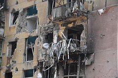 Жительница Донецка рассказала о спасении от обстрела: Общество: Россия: Lenta.ru0