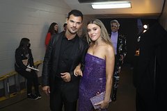 Звезда «Сумерек» женился: Кино: Культура: Lenta.ru0